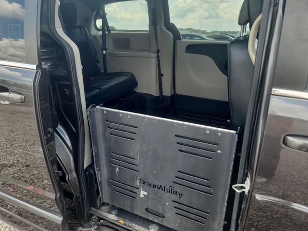 2019 DODGE GRAND CARAVAN SXT