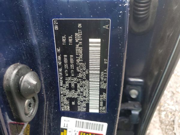 2021 TOYOTA HIGHLANDER LE