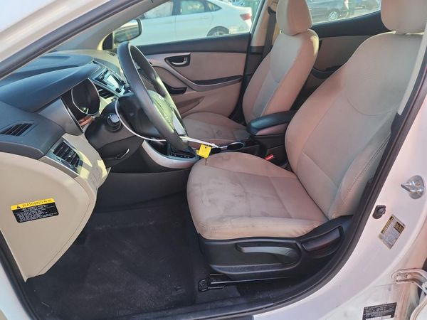 2016 HYUNDAI ELANTRA
