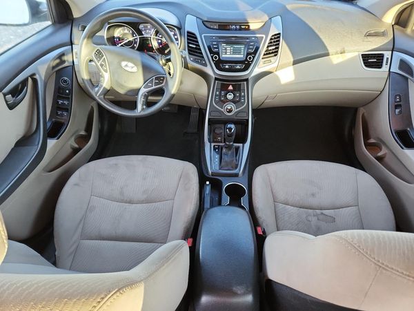 2016 HYUNDAI ELANTRA
