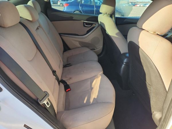 2016 HYUNDAI ELANTRA