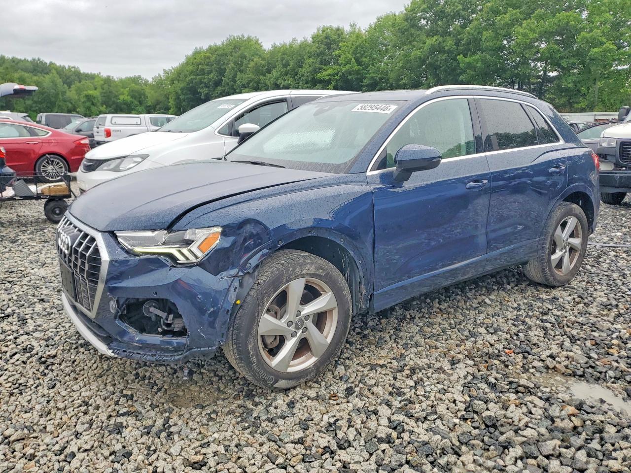 2020 AUDI Q3 quattro Premium Plus