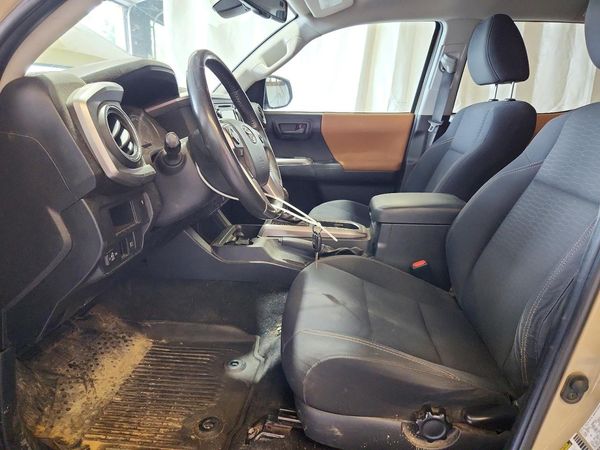 2019 TOYOTA TACOMA SR5