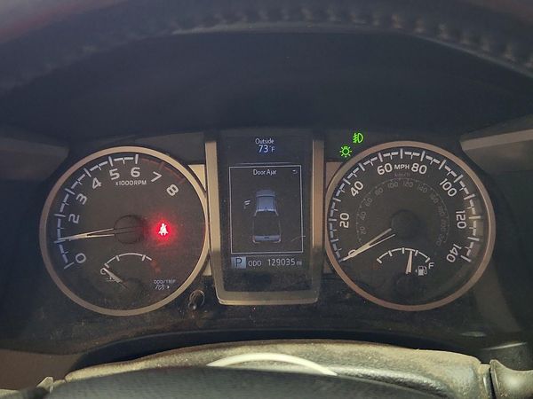 2019 TOYOTA TACOMA SR5
