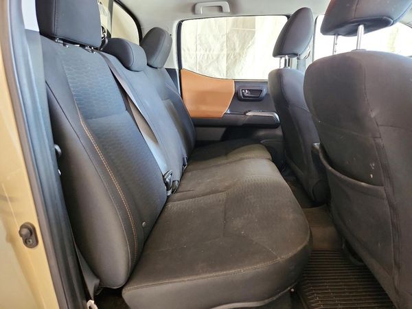 2019 TOYOTA TACOMA SR5