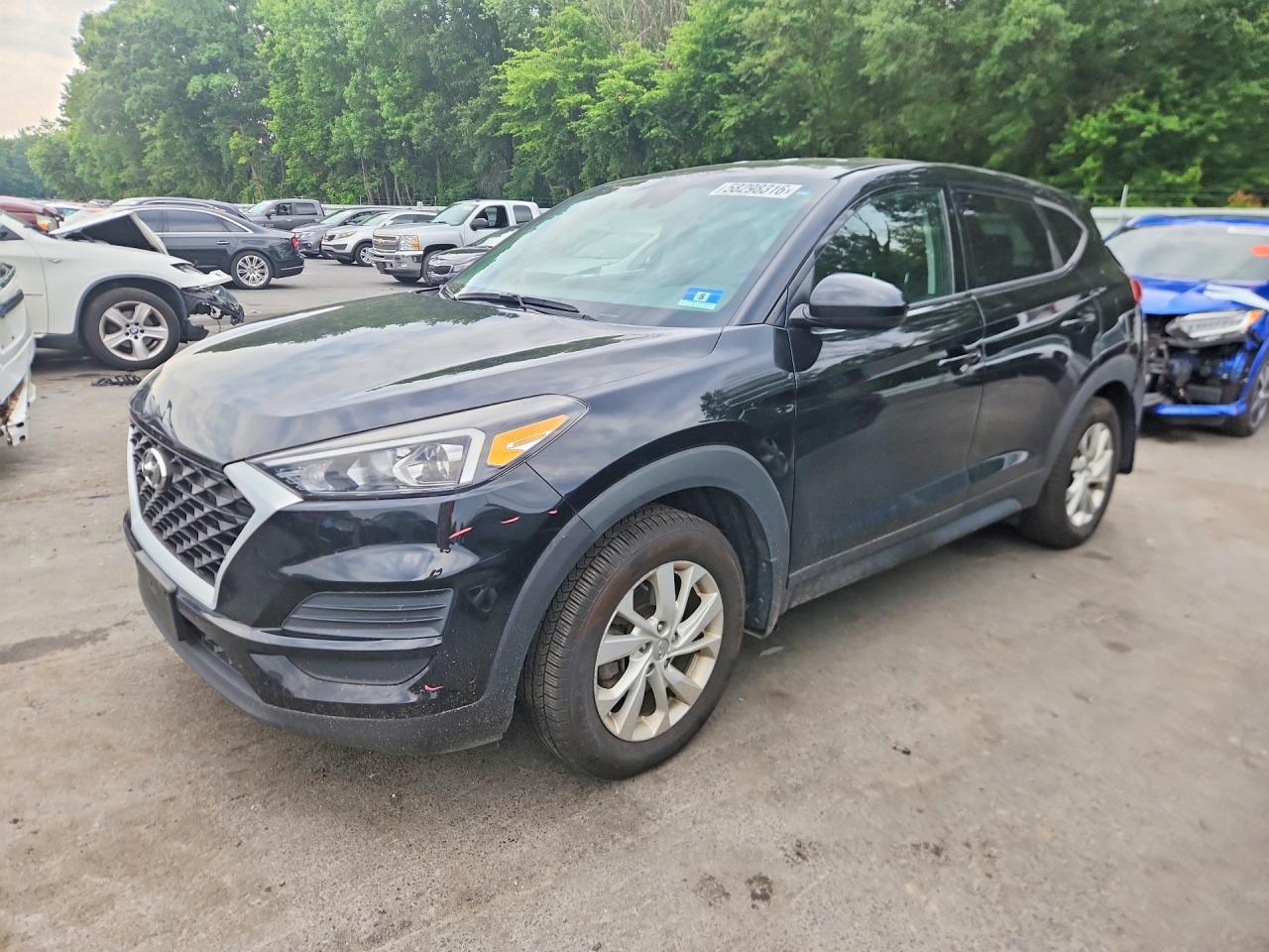 2020 HYUNDAI TUCSON SE