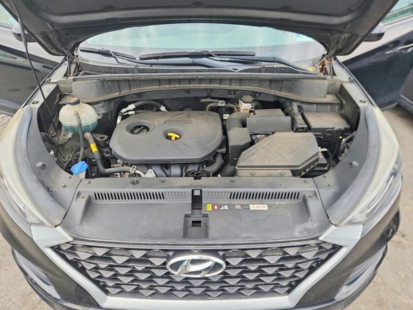 2020 HYUNDAI TUCSON SE