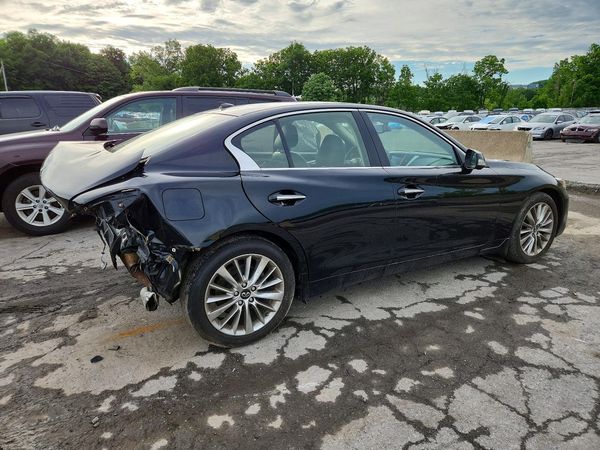 2021 INFINITI Q50