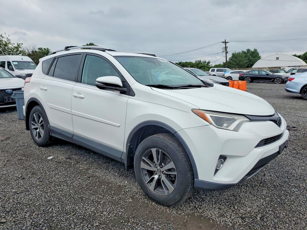 2018 TOYOTA RAV4 Adventure/XLE