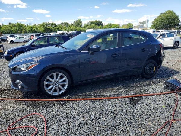 2016 MAZDA 3