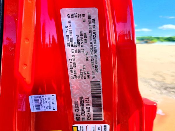 2022 JEEP WRANGLER Unlimited Sahara 4XE — VINS