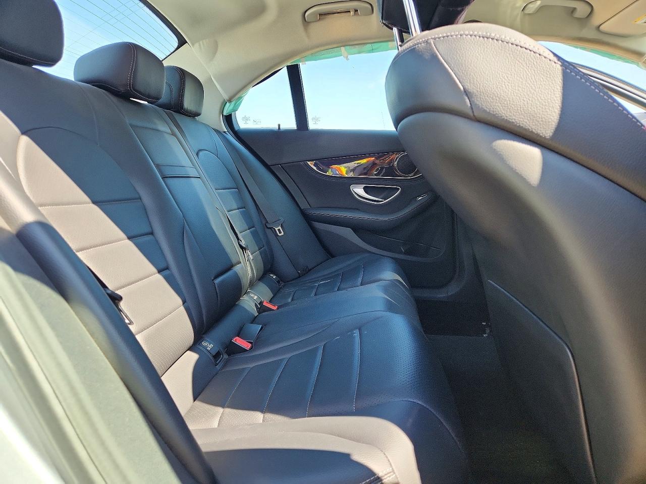 2015 MERCEDES-BENZ C Base
