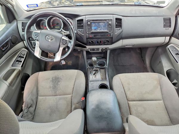2015 TOYOTA TACOMA Delux Grade