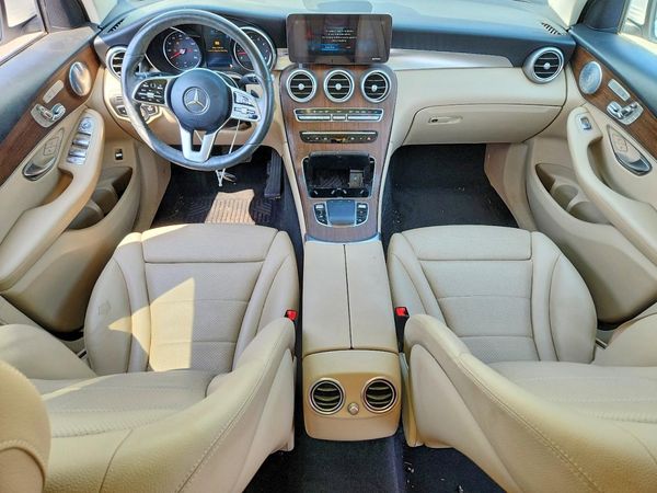 2020 MERCEDES-BENZ GLC