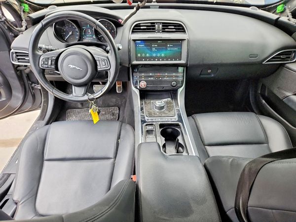 2019 JAGUAR XE Premium