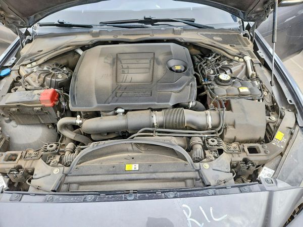 2019 JAGUAR XE Premium