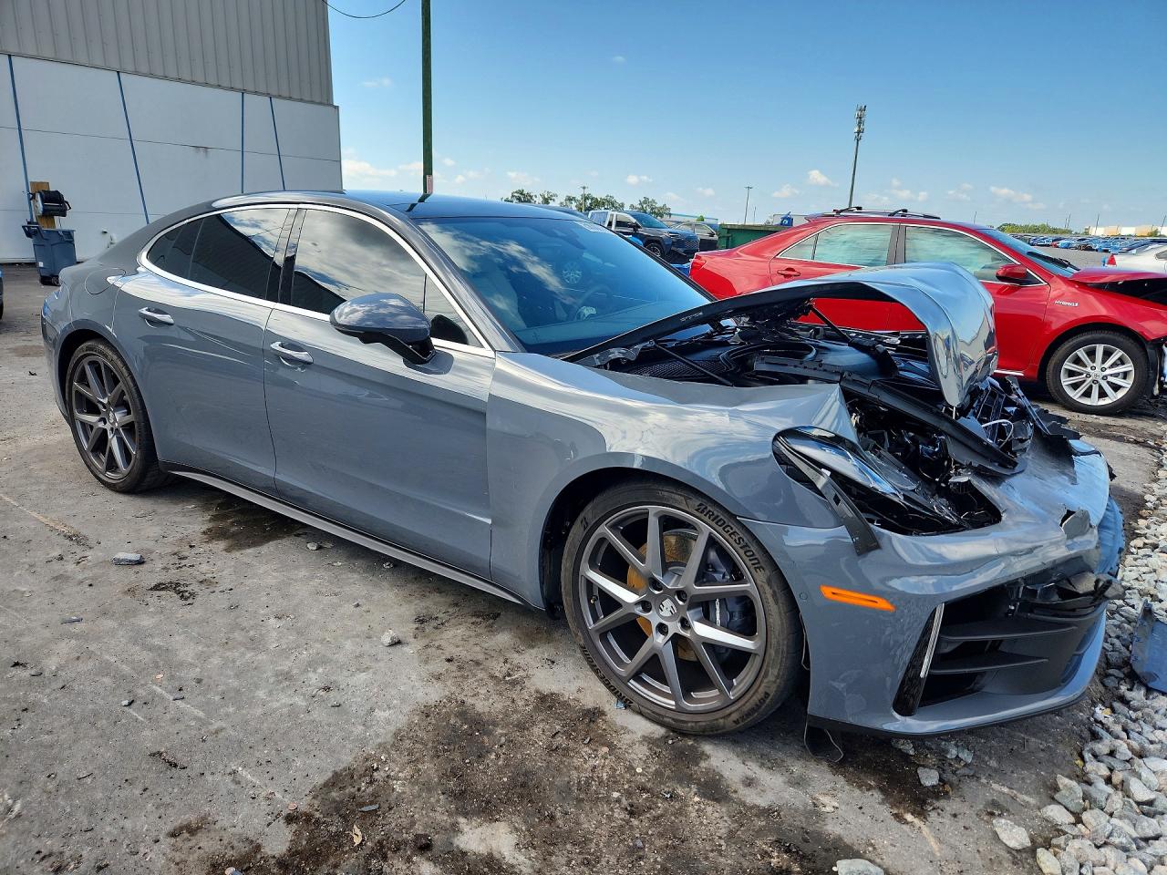 2025 PORSCHE PANAMERA