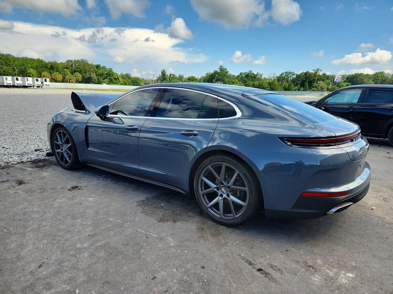 2025 PORSCHE PANAMERA