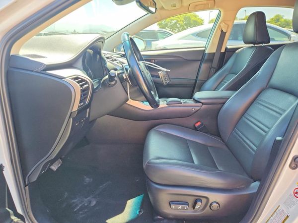 2018 LEXUS NX 300H Luxury