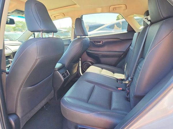 2018 LEXUS NX 300H Luxury