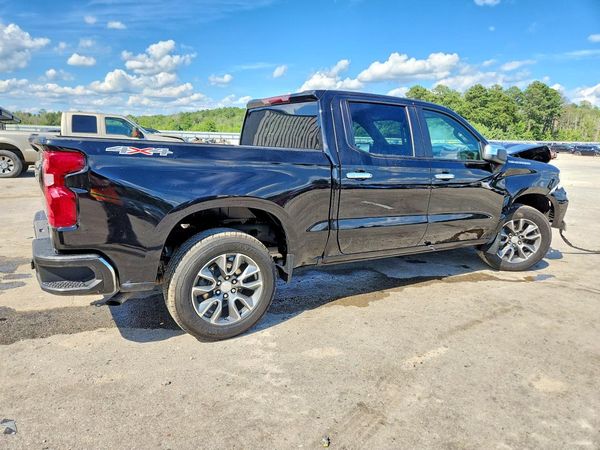 2023 CHEVROLET SILVERADO LT-L