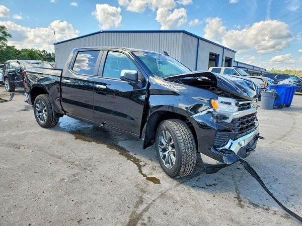 2023 CHEVROLET SILVERADO LT-L