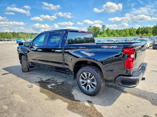 2023 CHEVROLET SILVERADO LT-L