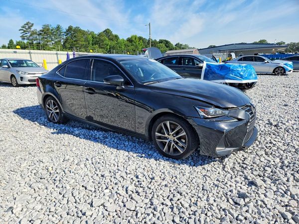 2018 LEXUS IS 300