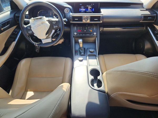 2018 LEXUS IS 300