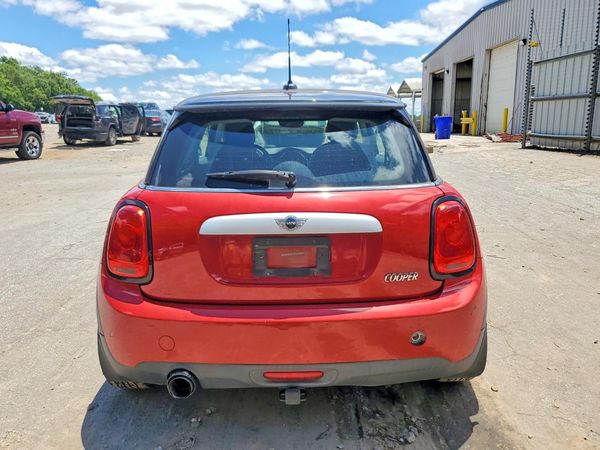 2015 MINI COOPER