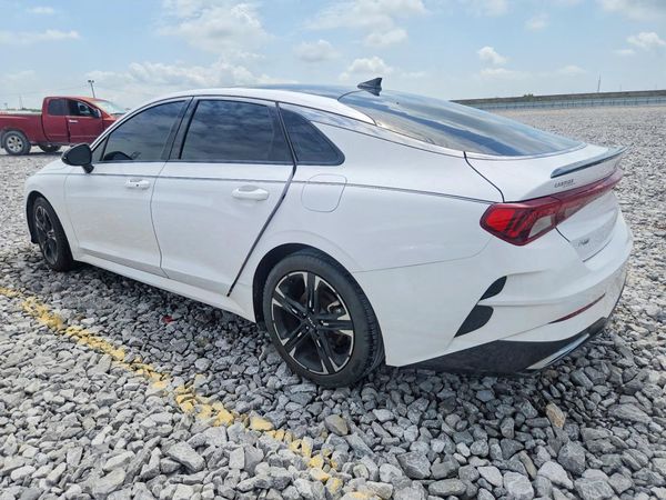 2022 KIA K5