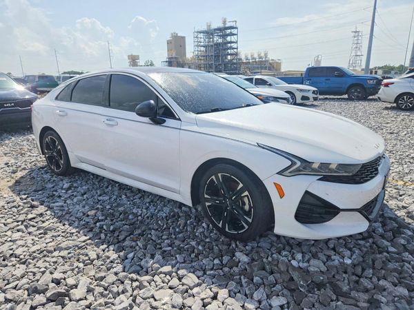2022 KIA K5