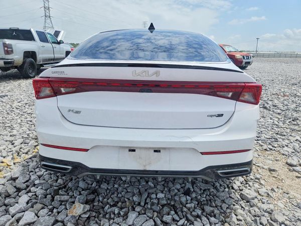 2022 KIA K5