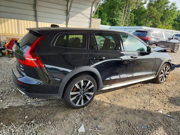 2026 VOLVO V60 Ultra — PSRA