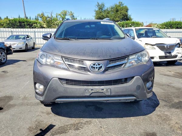2015 TOYOTA RAV4