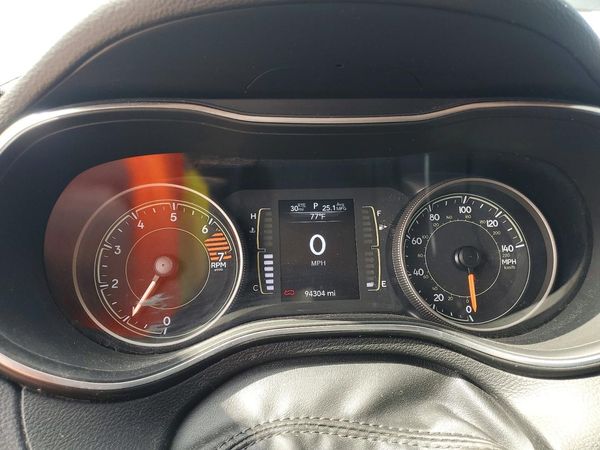 2019 JEEP CHEROKEE LATITUDE PLUS FWD