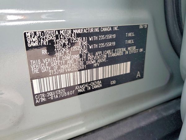 2019 TOYOTA RAV4