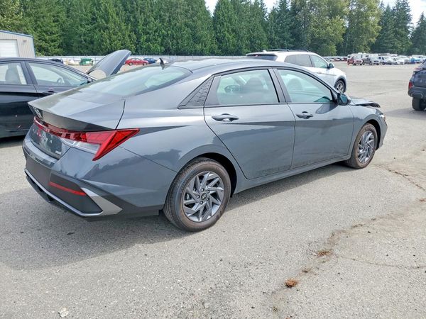 2026 HYUNDAI ELANTRA HYBRID