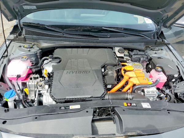 2026 HYUNDAI ELANTRA HYBRID