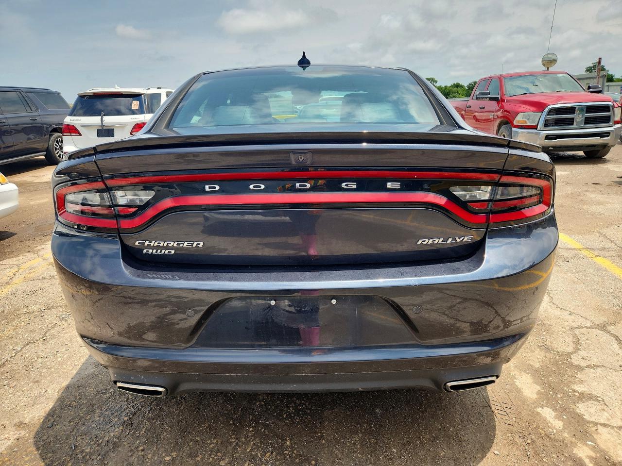 2016 DODGE CHARGER SXT