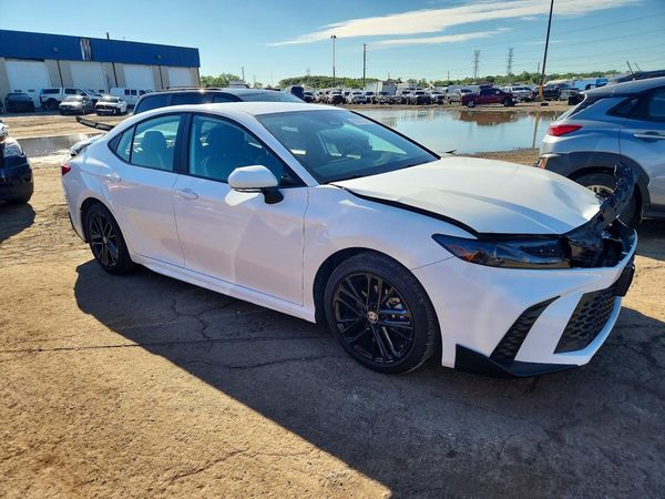 2025 TOYOTA CAMRY