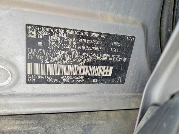 2021 TOYOTA RAV4 XLE