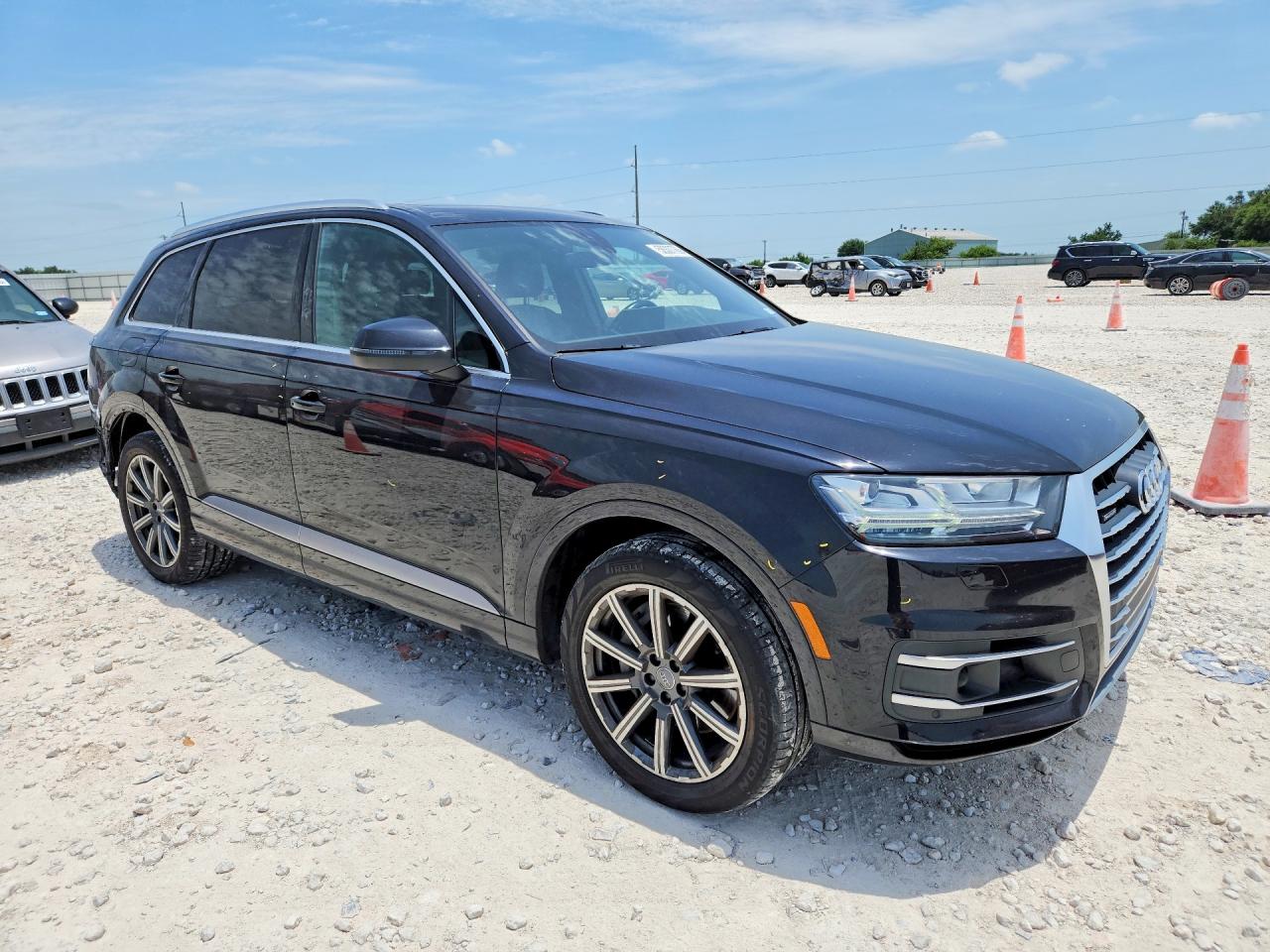 2017 AUDI Q7 quattro Premium Plus