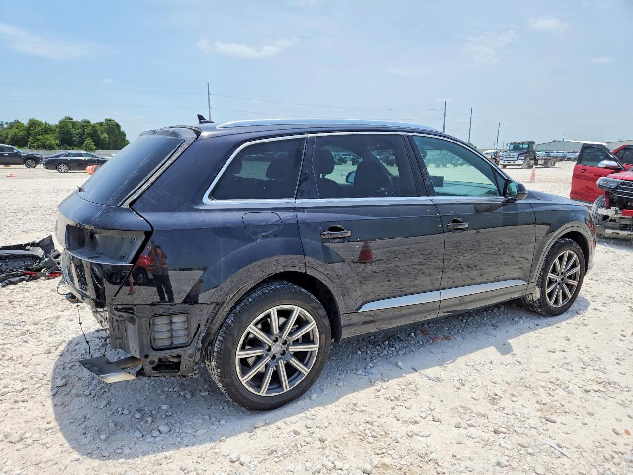 2017 AUDI Q7 quattro Premium Plus