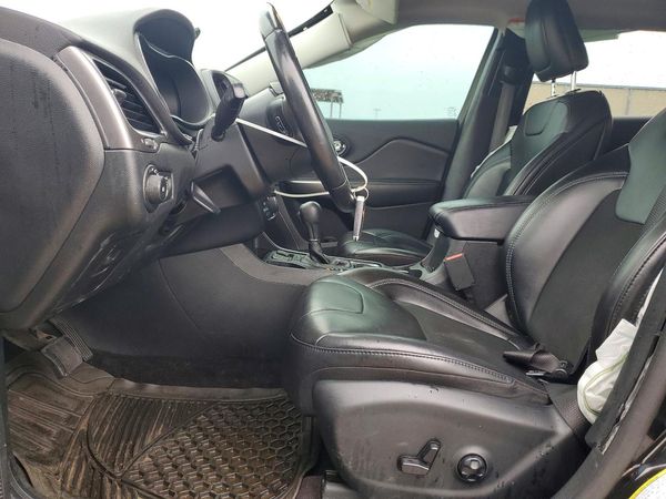 2019 JEEP CHEROKEE LATITUDE PLUS FWD