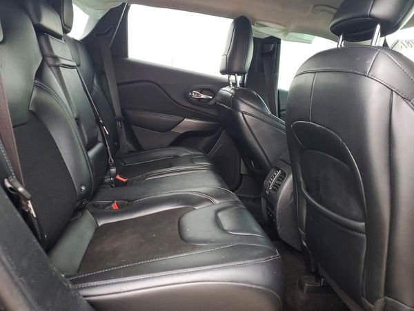 2019 JEEP CHEROKEE LATITUDE PLUS FWD