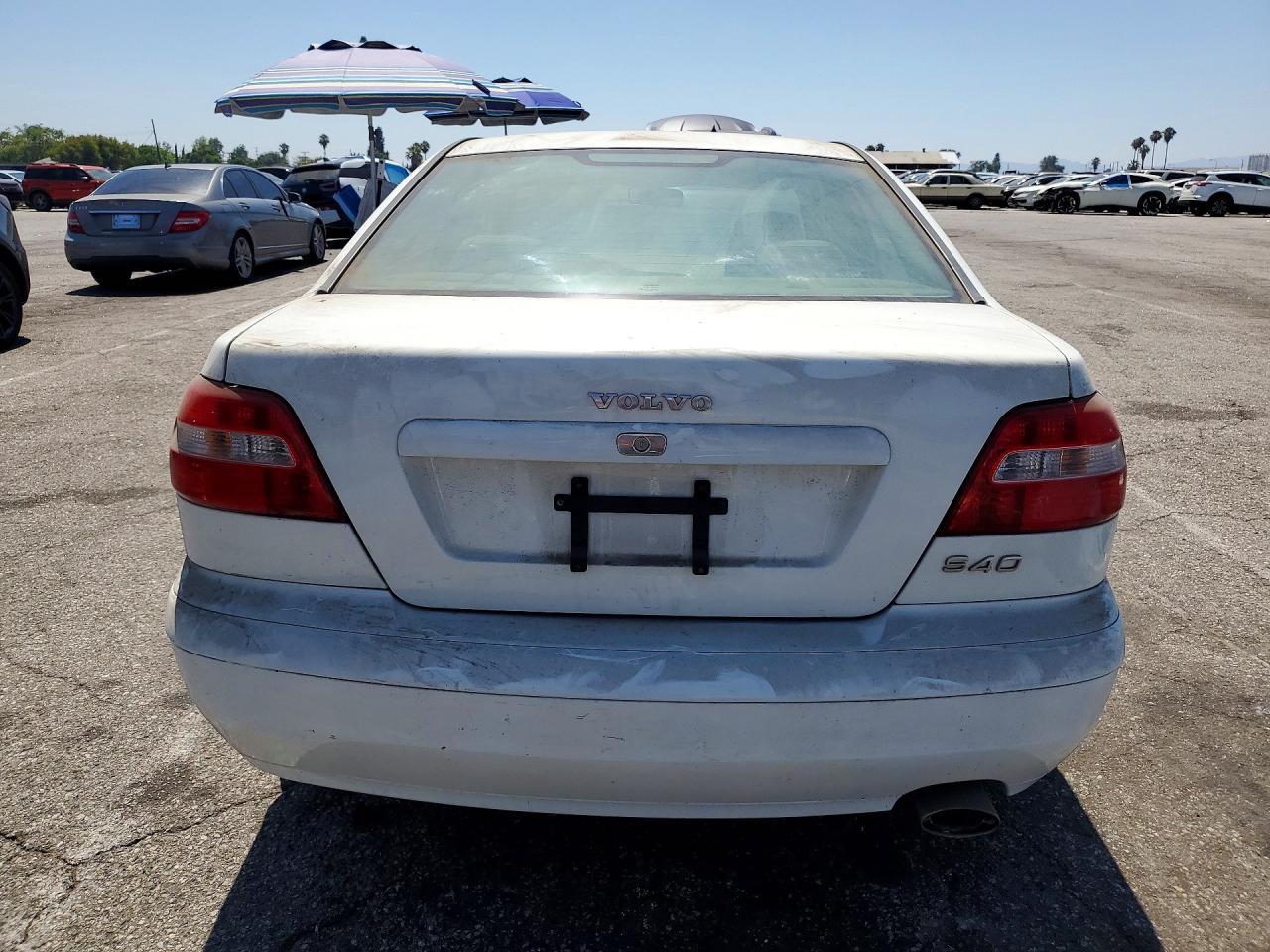 2001 VOLVO S40