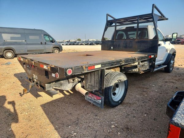 2018 RAM 5500 REG CAB CHASSIS