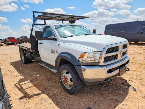 2018 RAM 5500 REG CAB CHASSIS
