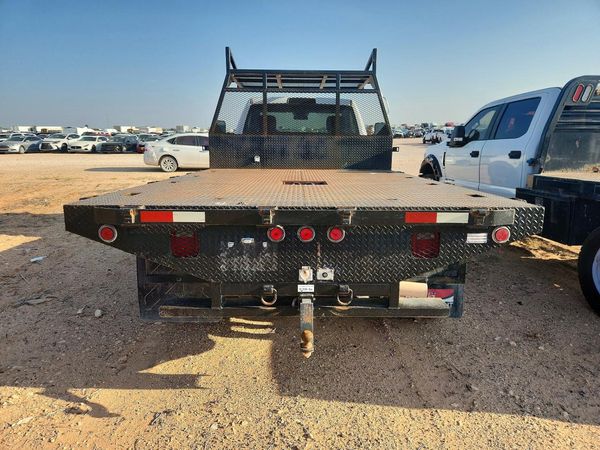 2018 RAM 5500 REG CAB CHASSIS
